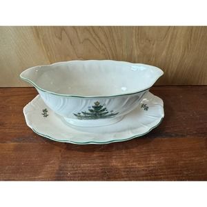 Nikko Happy Holidays Gravy Boat and Underplate ~ NIB ~